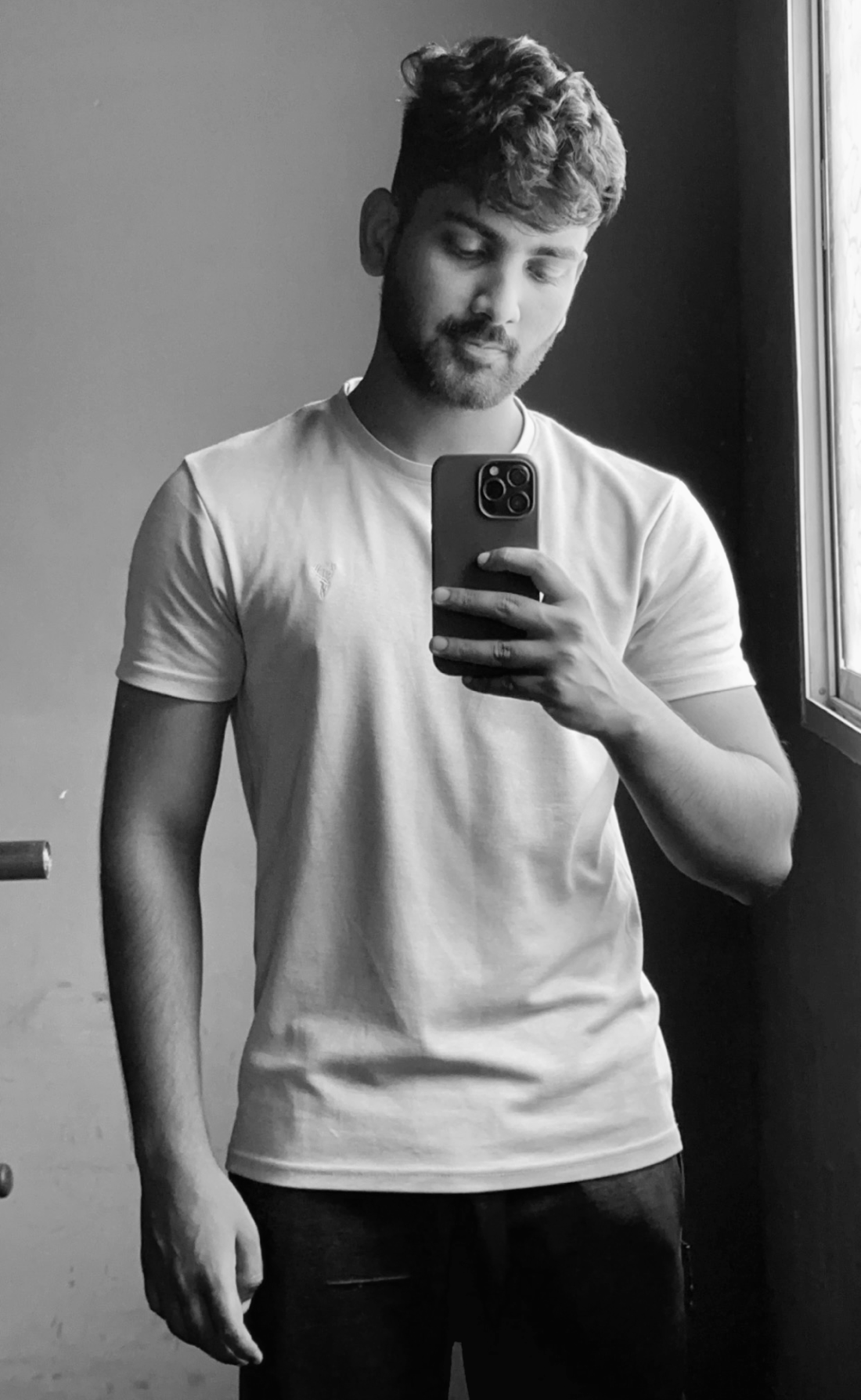 Abhinay Krishna selfie in mirror black and white